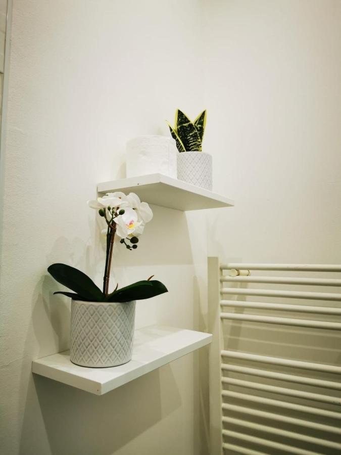 Amio Apartment - Next To M5 Ca Granda Milan Exterior photo